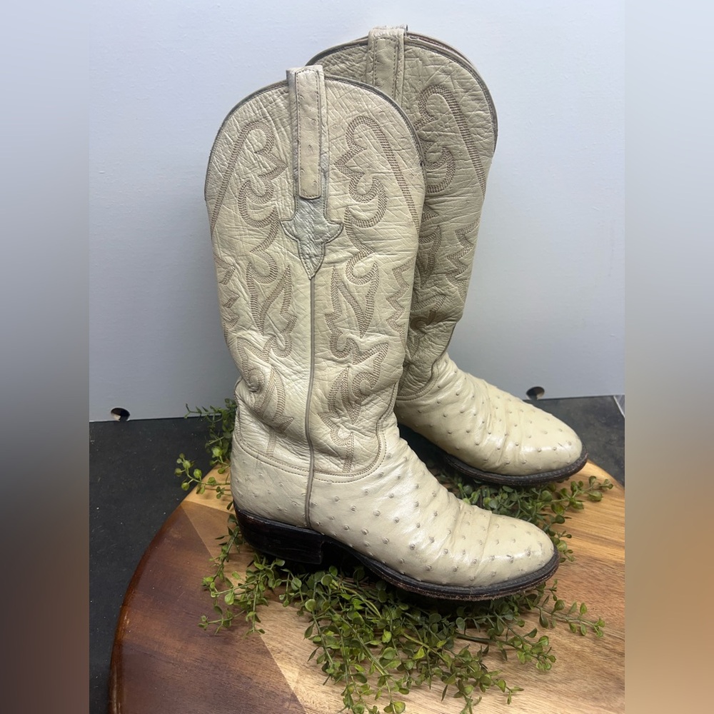 Vintage lucchese ostrich skin cowboy boots